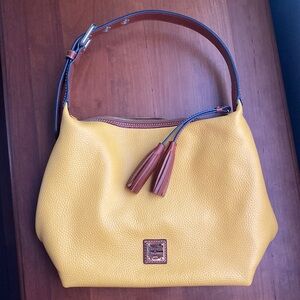 Auth DOONEY BOURKE Pebble Grain Twist Strap Hobo Shoulder Bag Mustard. New!